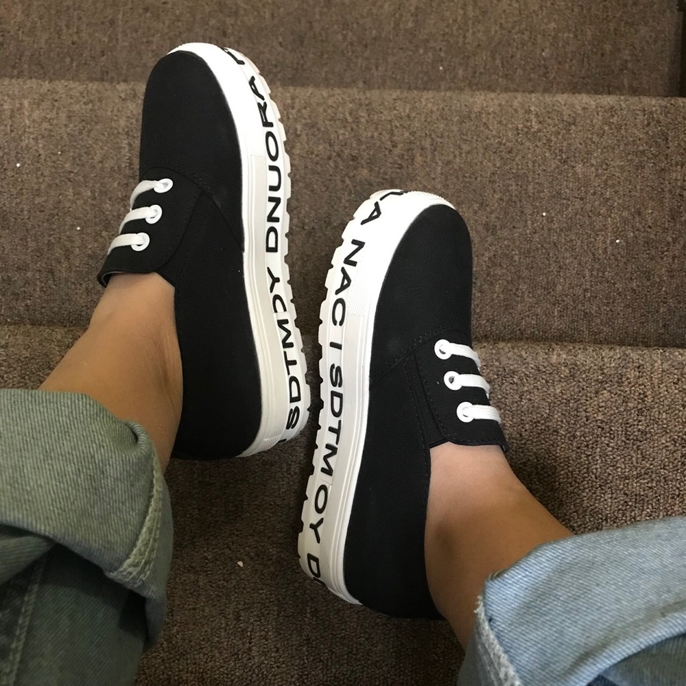 Shoes - Picture 2 of 8